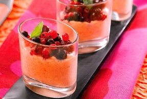 Mousse d'abricots aux fruits rouges
